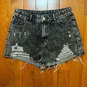 Shein black distressed jean shorts size large